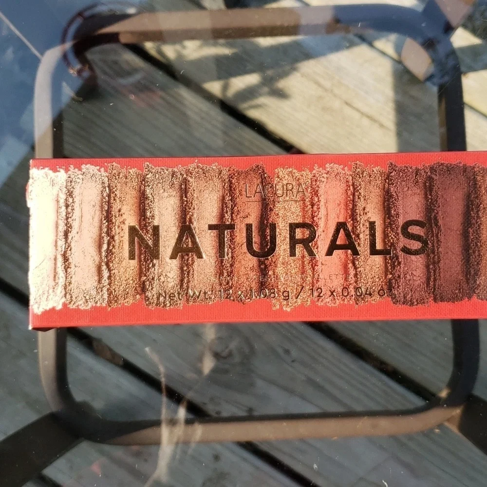 Lacura Naturals intense eyeshadow palette